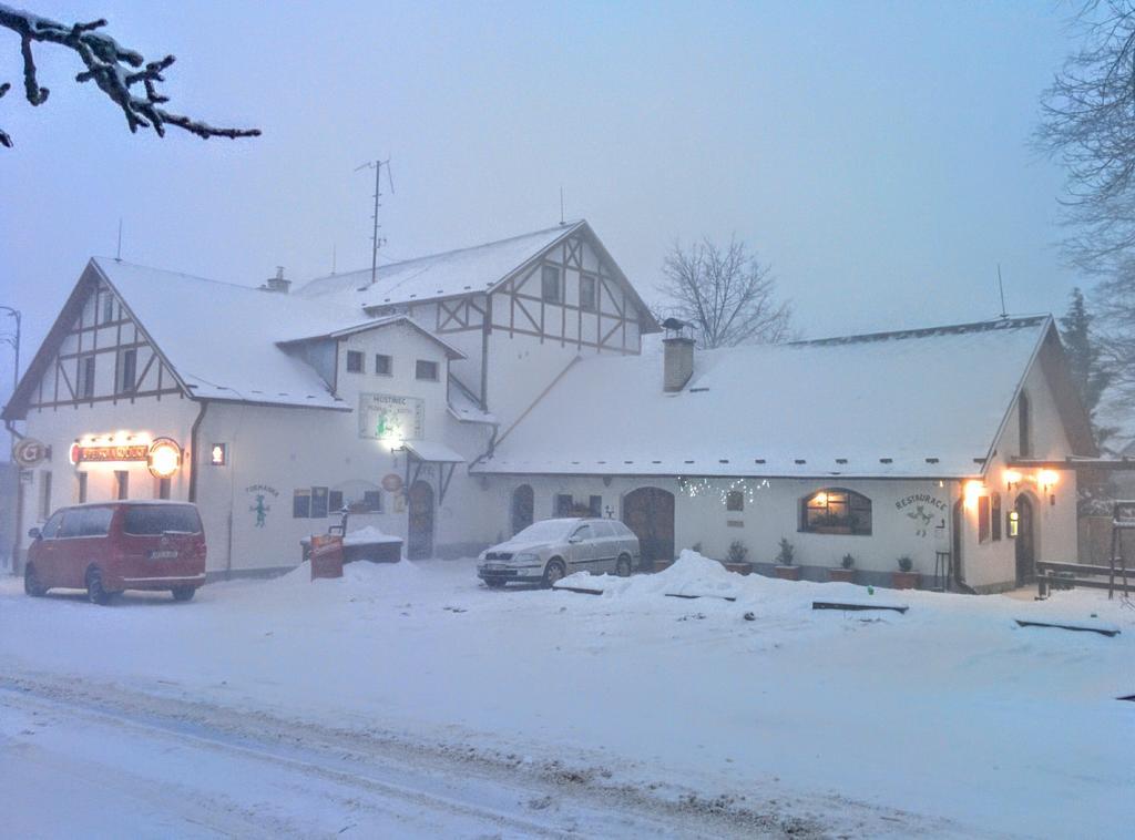 Hostinec U Pejska A Kocicky Mariánské Lázně Exterior foto